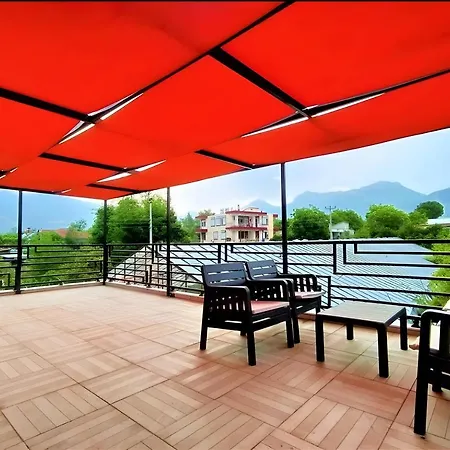 Orange House Private Garden Terrace Hot Tub Mountain Views Konyaalti Вилла Анталья
