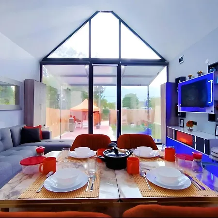 Вилла Orange House Private Garden Terrace Hot Tub Mountain Views Konyaalti *