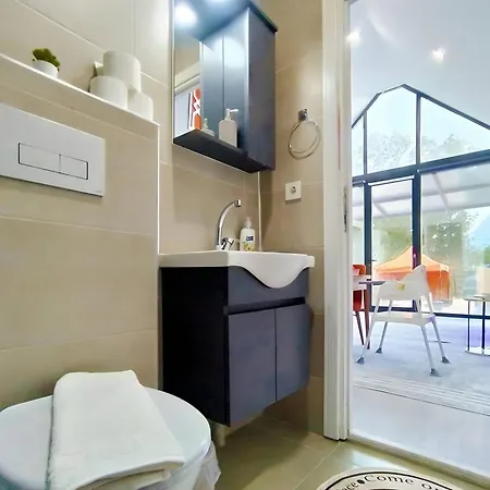 Вилла Orange House Private Garden Terrace Hot Tub Mountain Views Konyaalti Анталья